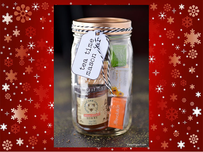 DIY holiday tea gift in mason jar main